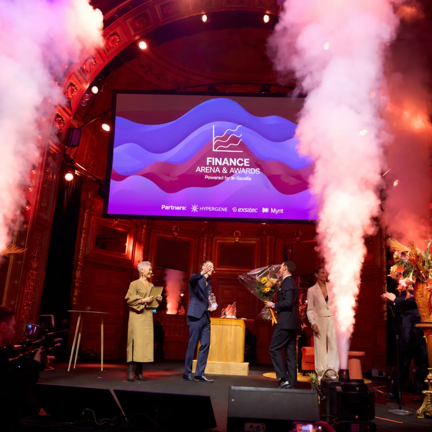 Prisutdelning på scen under Finance Arena & Awards 2026